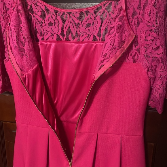 💕Pink !Pink! Dress with Lace 💕 - Picture 7 of 8